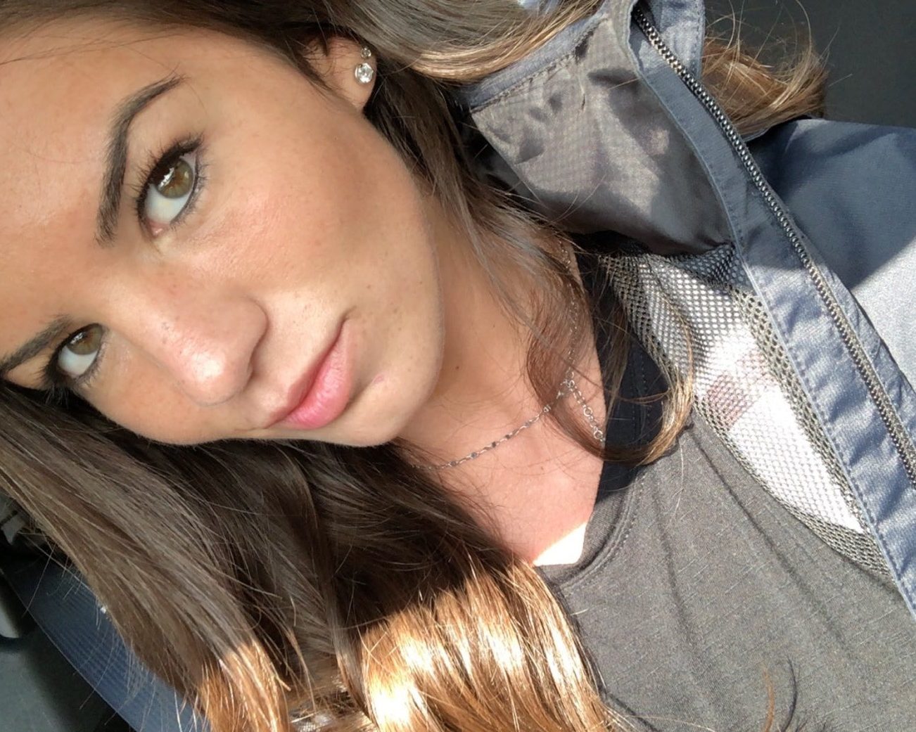 Carlie Jo Howell Net Worth 2025 – Social Media Star and Entrepreneur