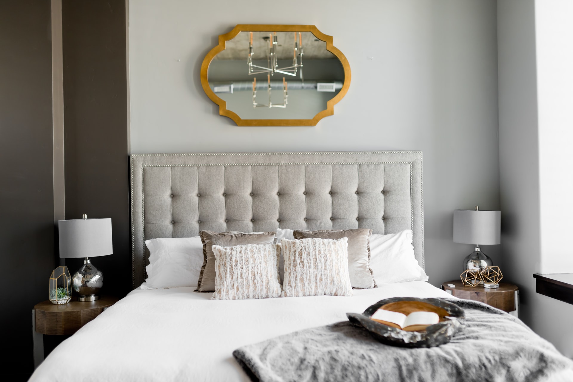 4 Pros and Cons of DIY Bedroom Interior Design - Hi Boox