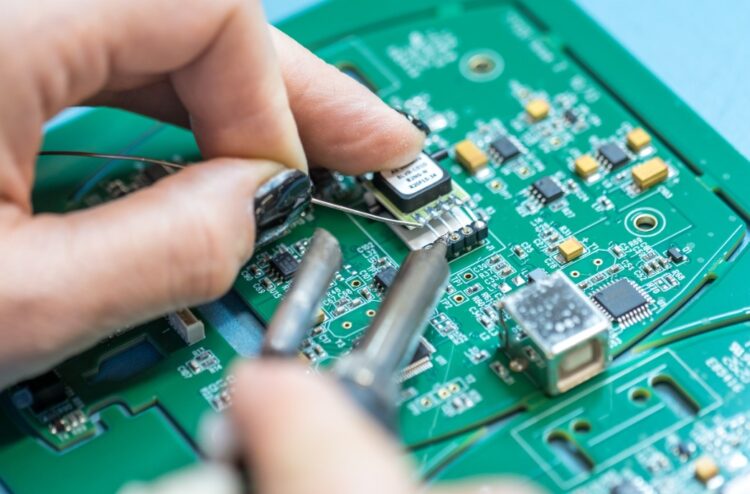 5 Cost-Saving Tips For Affordable Small Batch PCB Assembly - Hi Boox